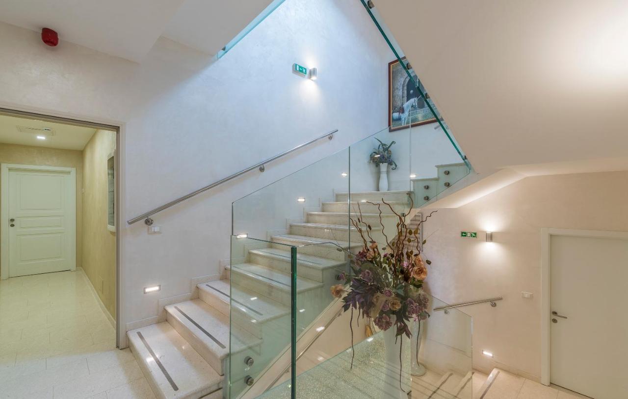 Boutique Hotel Melissa Пореч Экстерьер фото